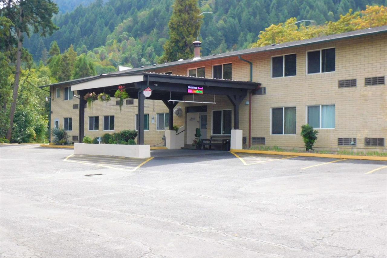 Travelodge By Wyndham Canyonville Esterno foto