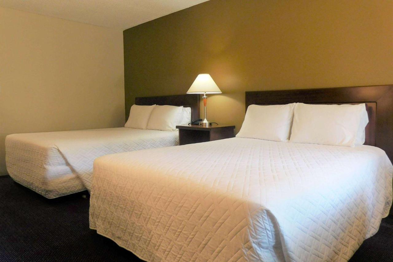 Travelodge By Wyndham Canyonville Esterno foto