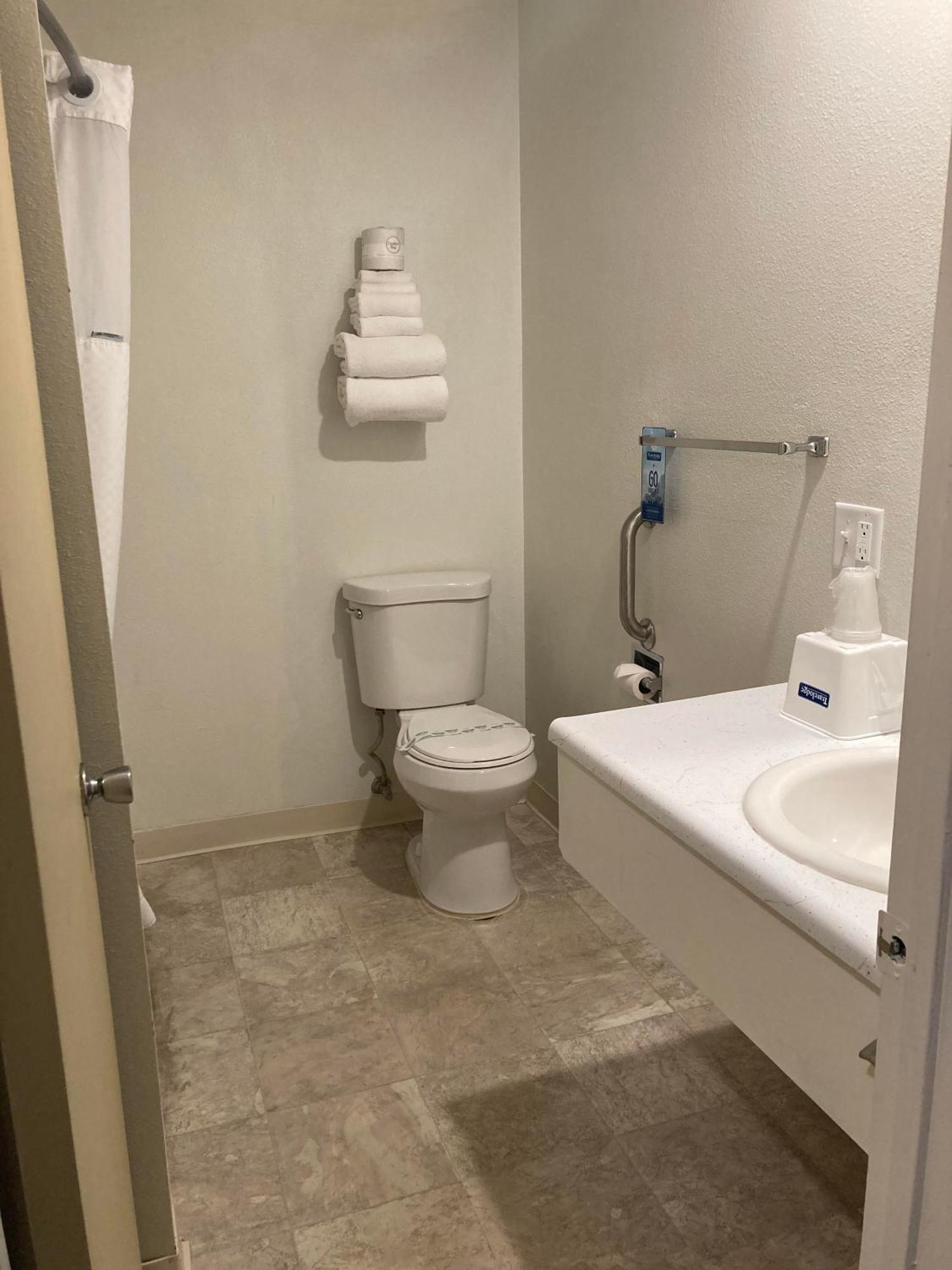 Travelodge By Wyndham Canyonville Esterno foto